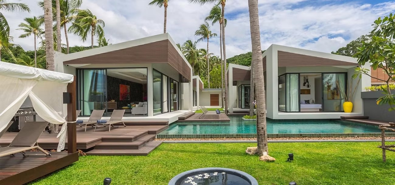 Villa Anar five-bedroom beachfront pool villa near the Four Seasons, Koh Samui
