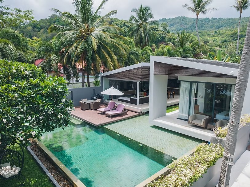 Villa Neung beachfront pool villa at Mandalay Beach Villas, Koh Samui